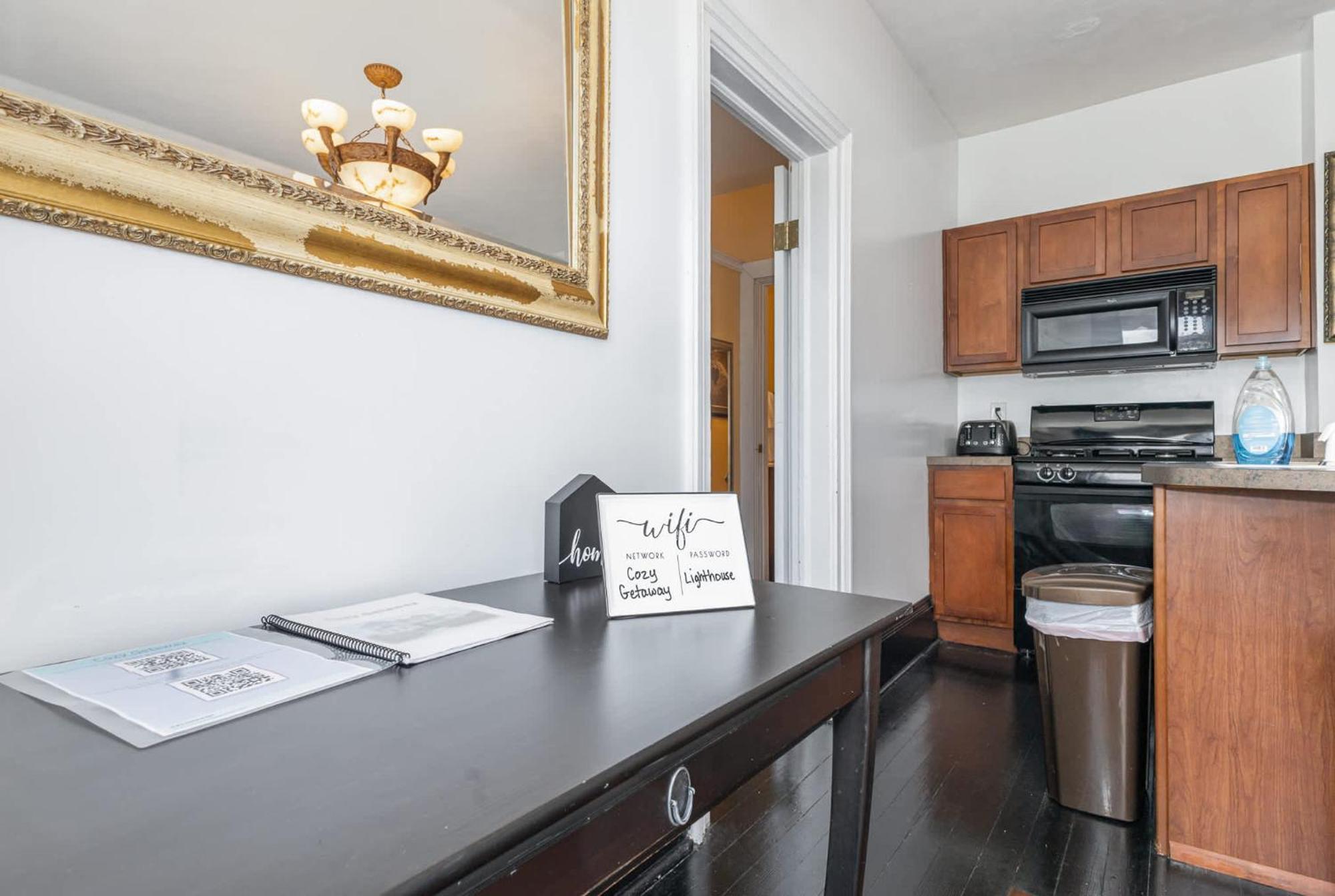 Spacious Upstairs 1Bed- Walking Distance To Beach Outlet Mall Michigan City Exteriör bild